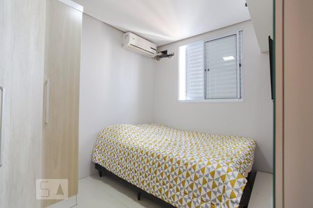 Quarto 2 de apartamento à venda com 2 quartos, 50m² em Humaitá, Porto Alegre