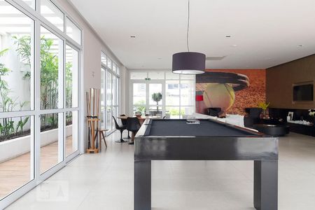 Apartamento para alugar com 35m², 1 quarto e 1 vaga Apartamento para alugar com 35m², 1 quarto e 1 vagaSalão de jogos