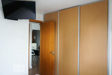 Apartamento à venda com 61m², 2 quartos e 2 vagas Apartamento à venda com 61m², 2 quartos e 2 vagasSuíte
