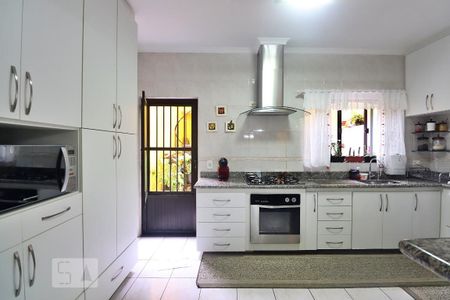 Casa à venda com 201m², 4 quartos e 4 vagasCozinha