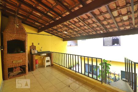 Casa à venda com 201m², 4 quartos e 4 vagasChurrasqueira