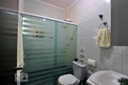 Casa à venda com 201m², 4 quartos e 4 vagasBanheiro da Suíte 2