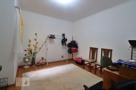 Casa à venda com 201m², 4 quartos e 4 vagasQuarto 3