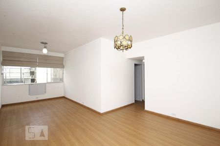 Sala de apartamento para alugar com 2 quartos, 85m² em Botafogo, Rio de Janeiro
