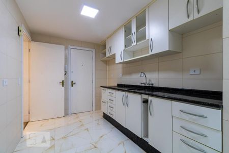 Apartamento para alugar com 145m², 3 quartos e 2 vagasCozinha