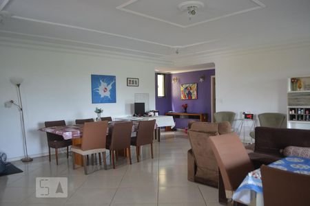 Sala de estar de apartamento à venda com 4 quartos, 290m² em Jardim Guanabara, Rio de Janeiro