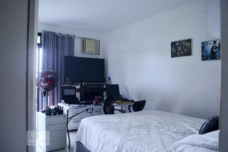 Apartamento à venda com 290m², 4 quartos e 5 vagasQuarto 4