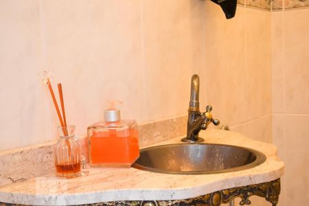 Apartamento à venda com 290m², 4 quartos e 5 vagasLavabo 