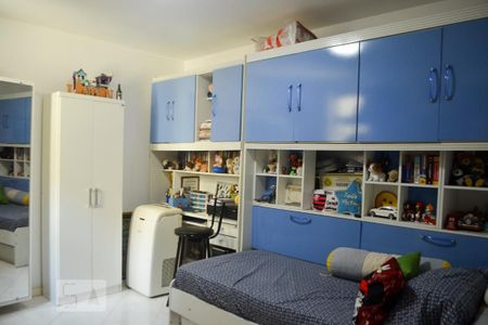 Apartamento à venda com 290m², 4 quartos e 5 vagasQuarto 3