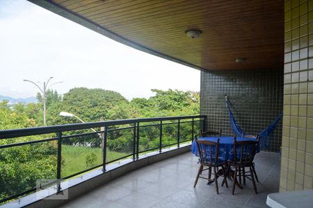 Varanda dos quartos  de apartamento à venda com 4 quartos, 290m² em Jardim Guanabara, Rio de Janeiro