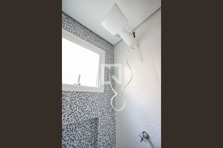 Chuveiro de apartamento para alugar com 1 quarto, 34m² em Vila Invernada, São Paulo