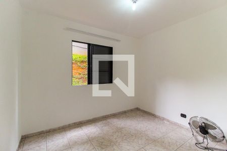 Quarto 2 de apartamento à venda com 2 quartos, 44m² em Vila Carmosina, São Paulo