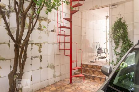 Casa à venda com 145m², 3 quartos e 2 vagasGaragem