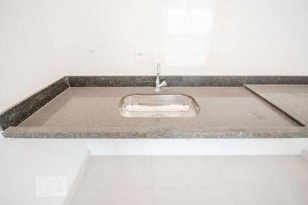 Casa de condomínio para alugar com 75m², 2 quartos e 2 vagasCozinha