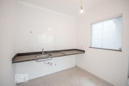 Casa de condomínio para alugar com 75m², 2 quartos e 2 vagasCozinha