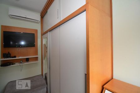 Apartamento à venda com 85m², 3 quartos e 1 vagaQuarto 2