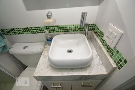 Apartamento à venda com 85m², 3 quartos e 1 vagaBanheiro Social