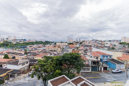 Vista do Quarto 1 de apartamento para alugar com 2 quartos, 38m² em Vila Pierina, São Paulo