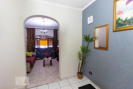 Casa à venda com 170m², 3 quartos e 2 vagasSala