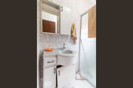 Casa à venda com 170m², 3 quartos e 2 vagasBanheiro 2