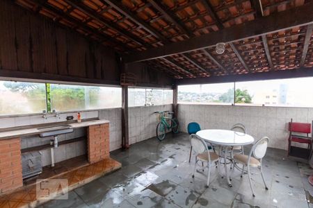 Casa à venda com 170m², 3 quartos e 2 vagasChurrasqueira