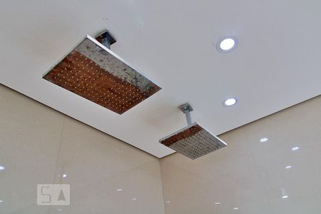 Casa à venda com 193m², 4 quartos e 4 vagas Casa à venda com 193m², 4 quartos e 4 vagasBanheiro da Suíte 1