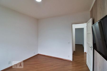 Casa à venda com 193m², 4 quartos e 4 vagas Casa à venda com 193m², 4 quartos e 4 vagasQuarto 3