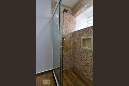 Casa à venda com 193m², 4 quartos e 4 vagas Casa à venda com 193m², 4 quartos e 4 vagasBanheiro da Suíte 2