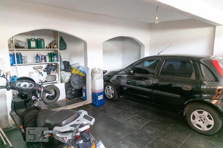 Casa à venda com 220m², 2 quartos e 2 vagasGaragem