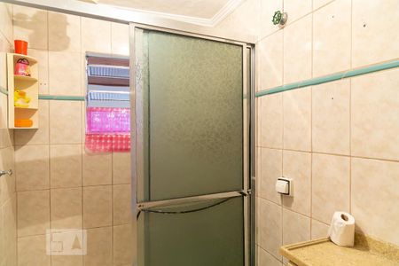 Casa à venda com 220m², 2 quartos e 2 vagasBanheiro