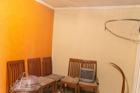 Casa à venda com 220m², 2 quartos e 2 vagasQuarto 2