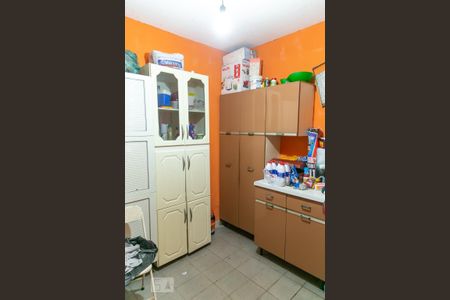 Casa à venda com 220m², 2 quartos e 2 vagasEdícula