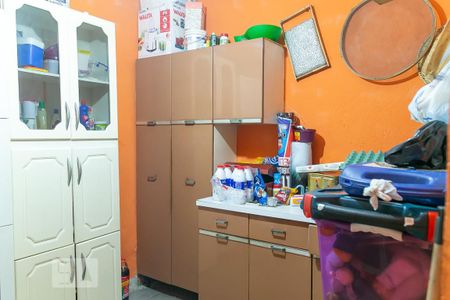 Casa à venda com 220m², 2 quartos e 2 vagasEdícula