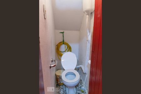 Casa à venda com 220m², 2 quartos e 2 vagasEdícula