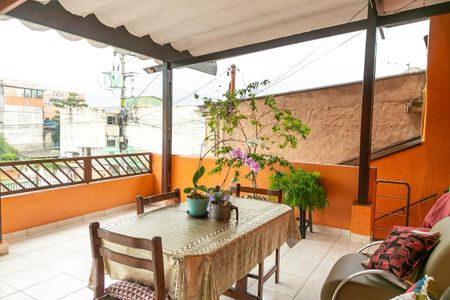 Casa à venda com 220m², 2 quartos e 2 vagasÁrea de lazer