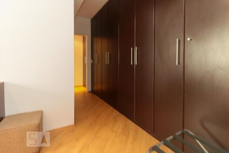 Apartamento à venda com 80m², 2 quartos e 2 vagasSuíte