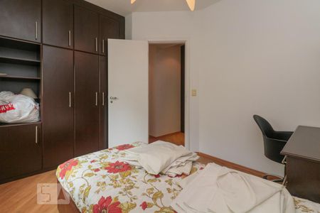 Apartamento à venda com 80m², 2 quartos e 2 vagasQuarto