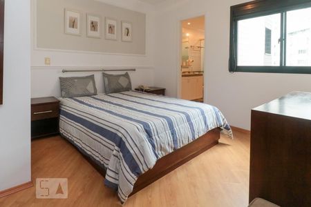 Apartamento à venda com 80m², 2 quartos e 2 vagasSuíte