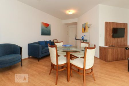 Apartamento à venda com 80m², 2 quartos e 2 vagasSala