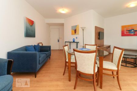 Apartamento à venda com 80m², 2 quartos e 2 vagasSala