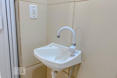 Apartamento para alugar com 32m², 1 quarto e sem vagaDetalhe Banheiro