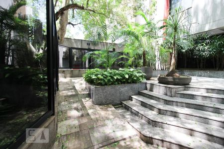 Apartamento à venda com 50m², 1 quarto e 1 vagaEntrada