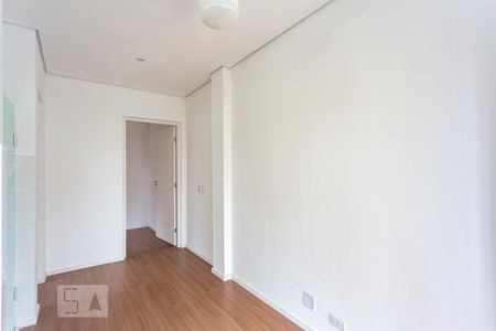 Sala de apartamento para alugar com 1 quarto, 30m² em Centro, Osasco