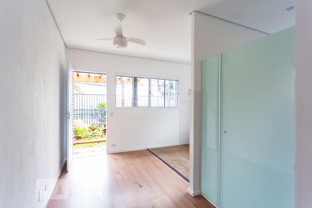Sala de apartamento para alugar com 1 quarto, 30m² em Centro, Osasco