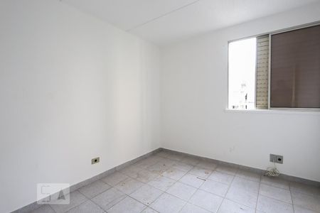 Quarto 1 de apartamento para alugar com 2 quartos, 60m² em Jardim Santa Mônica, São Paulo
