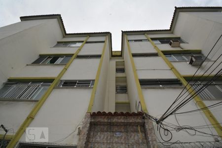 Apartamento para alugar com 58m², 2 quartos e 1 vagaFachada do bloco