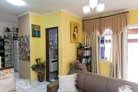 Sala de Estar de casa à venda com 2 quartos, 68m² em Vila Constança, São Paulo