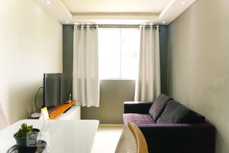 Sala de apartamento para alugar com 2 quartos, 47m² em Campo Grande, Rio de Janeiro