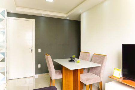 Sala de apartamento para alugar com 2 quartos, 47m² em Campo Grande, Rio de Janeiro
