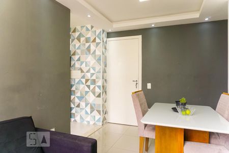 Sala de apartamento para alugar com 2 quartos, 47m² em Campo Grande, Rio de Janeiro